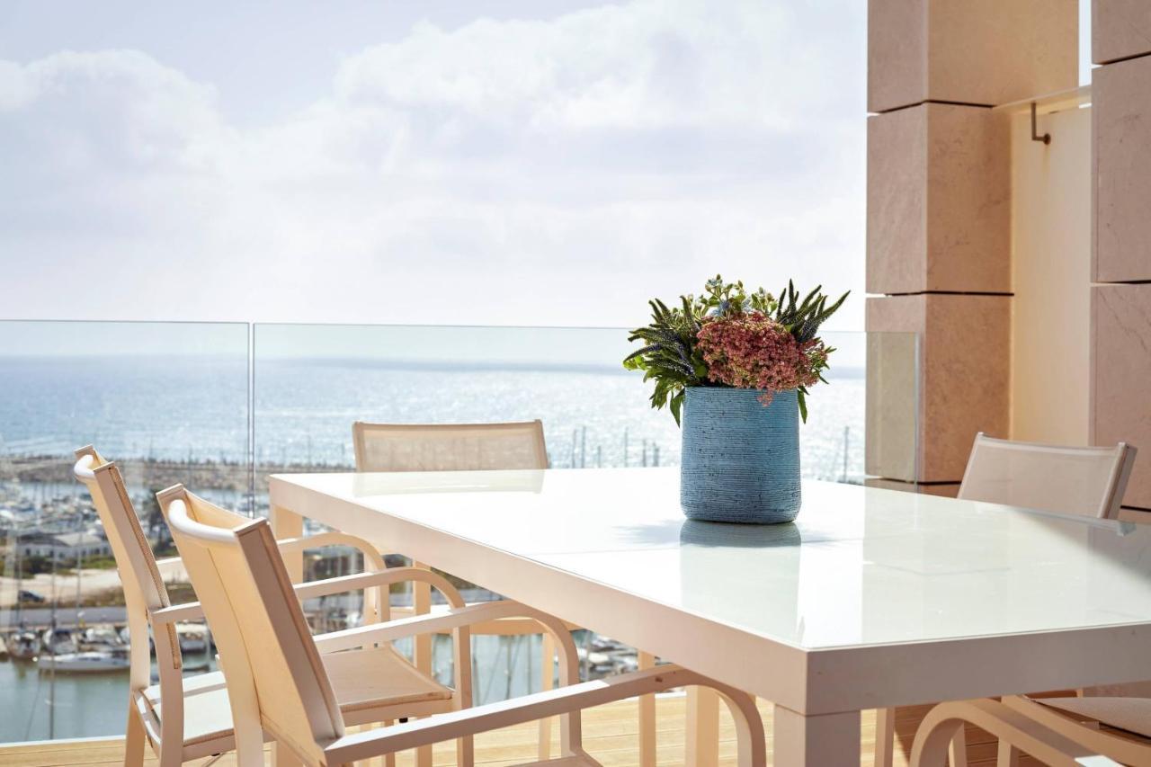 The Ritz-Carlton, Herzelia Екстериор снимка