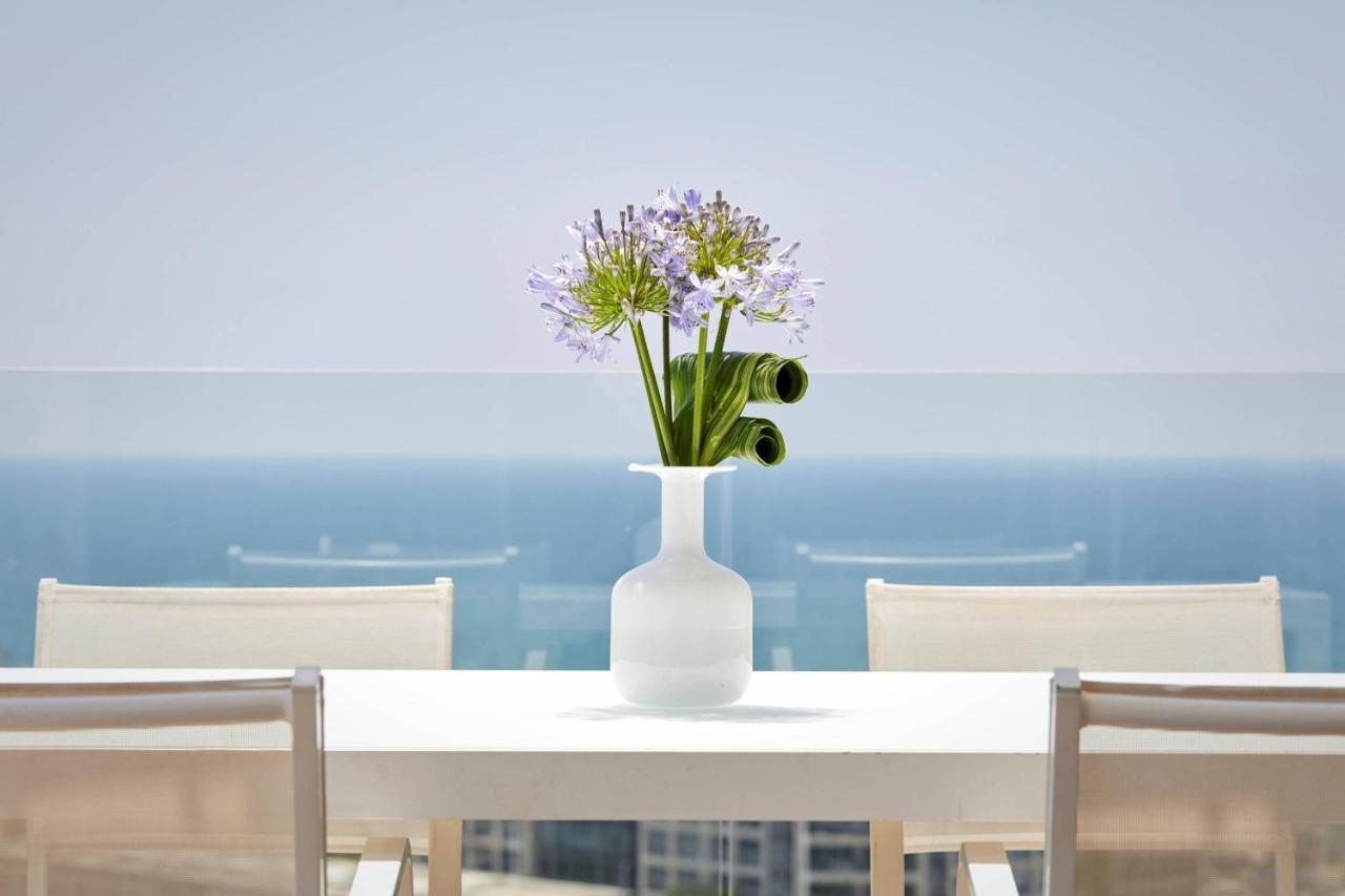 The Ritz-Carlton, Herzelia Екстериор снимка